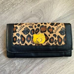 Hello Kitty Wallet *RARE*